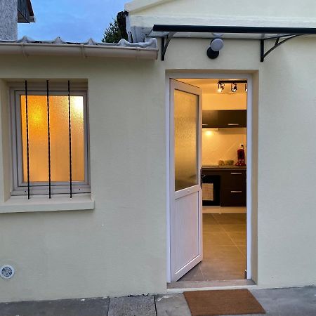 Grand Studio Tout Equipe Proche Paris & Disneyland Ozoir-la-Ferriere Exterior photo